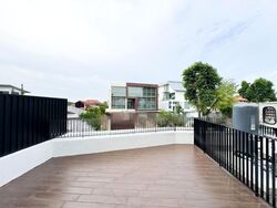 Changi Grove (D17), Semi-Detached #456092341